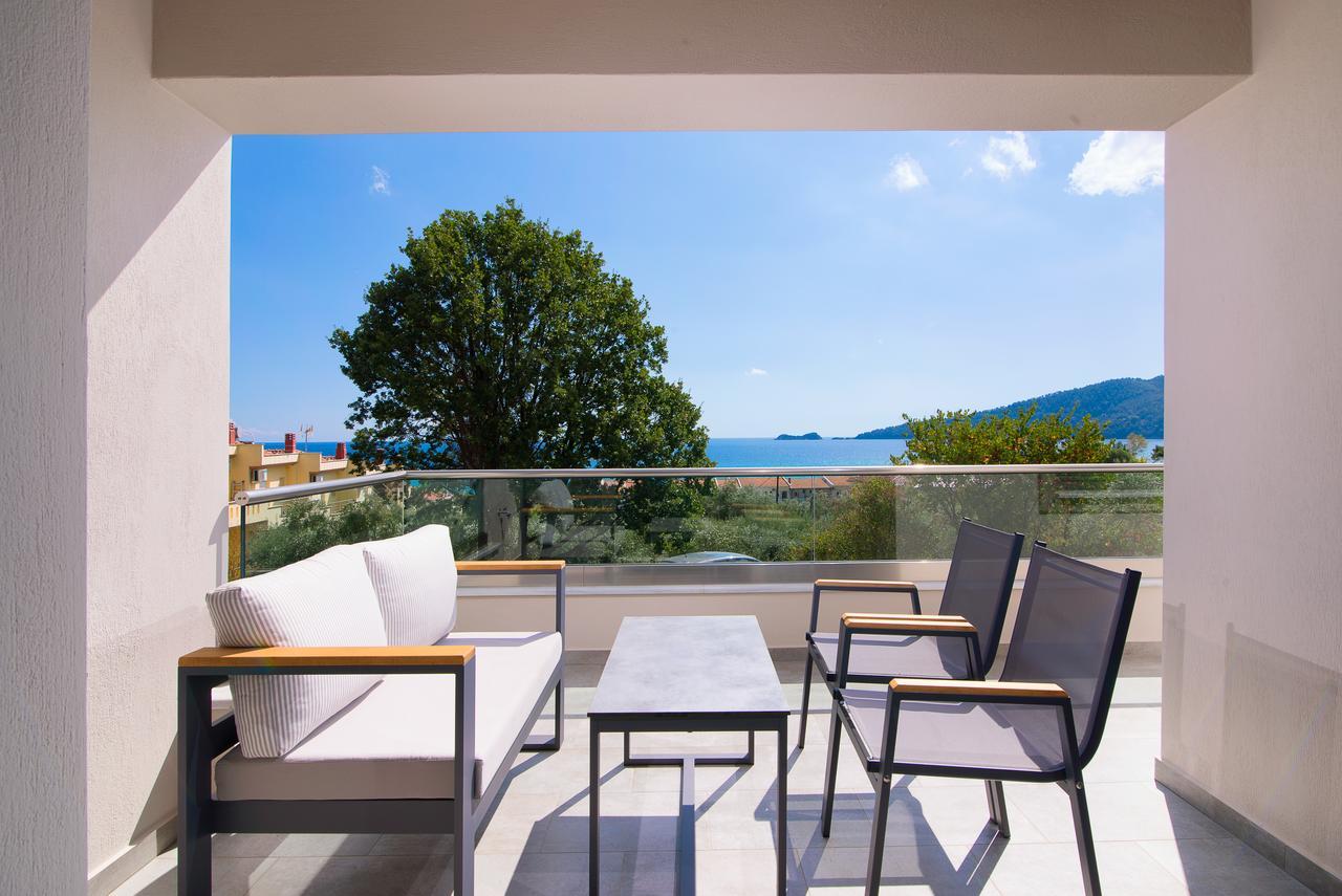 Semiramis Luxury Suites Chrysi Ammoudia Ngoại thất bức ảnh