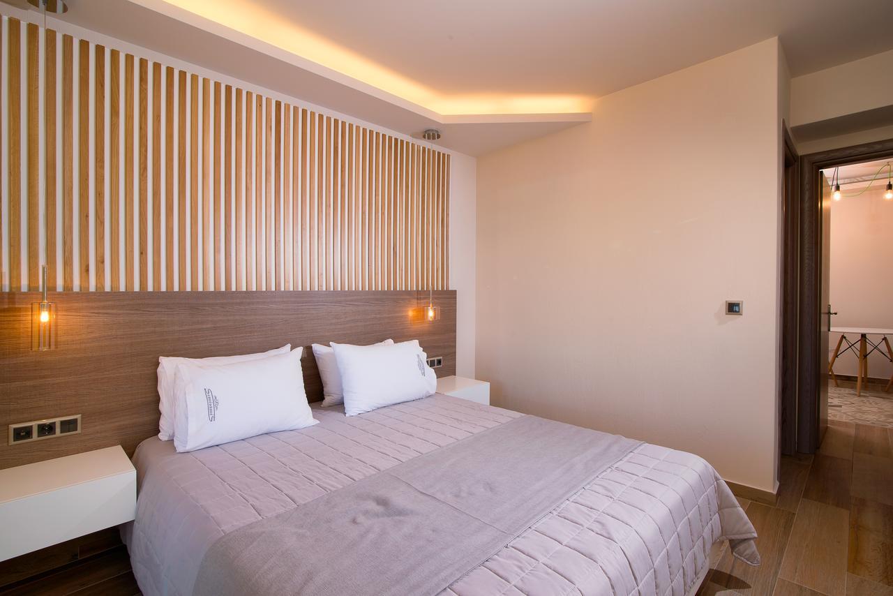 Semiramis Luxury Suites Chrysi Ammoudia Ngoại thất bức ảnh