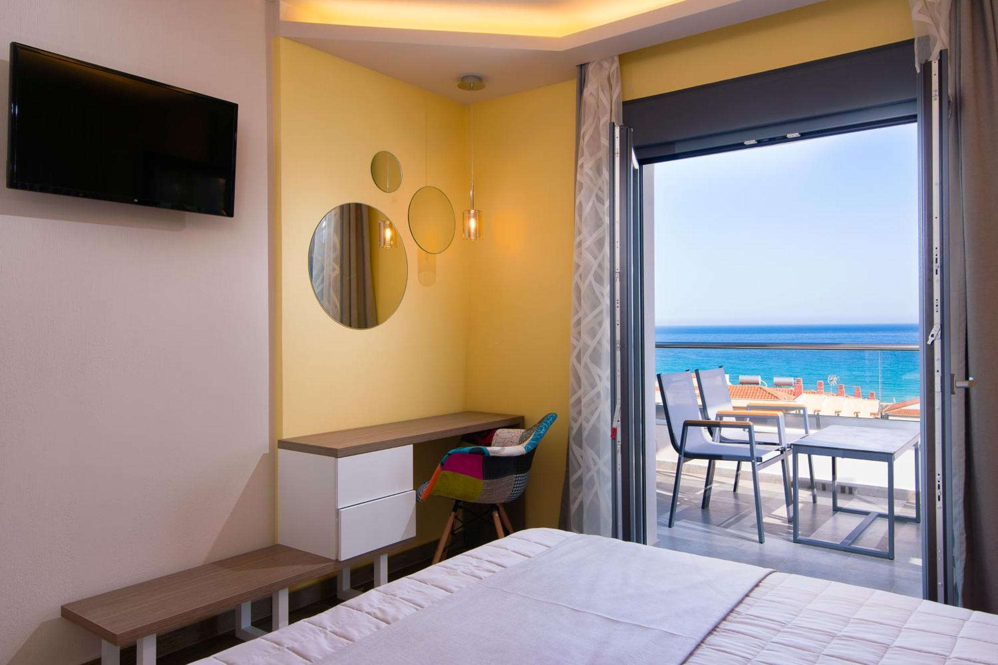 Semiramis Luxury Suites Chrysi Ammoudia Ngoại thất bức ảnh