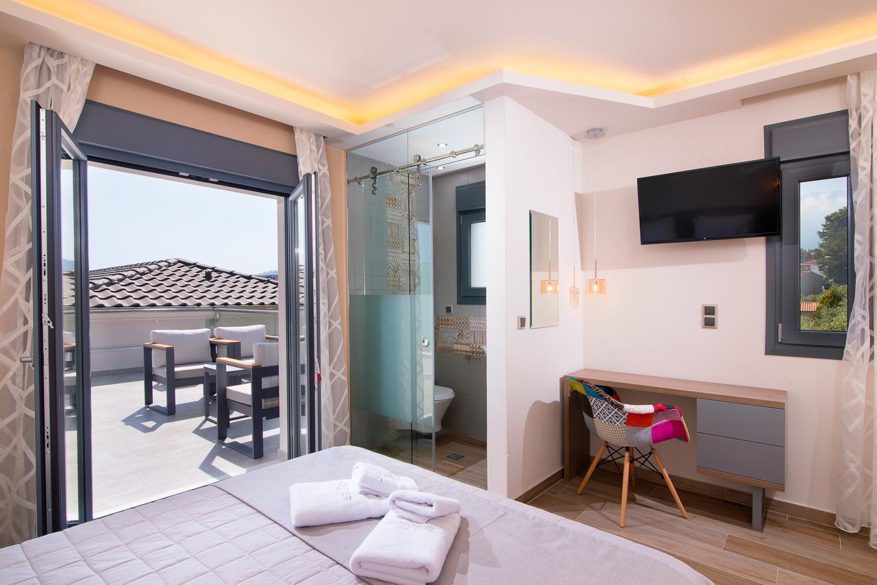 Semiramis Luxury Suites Chrysi Ammoudia Ngoại thất bức ảnh
