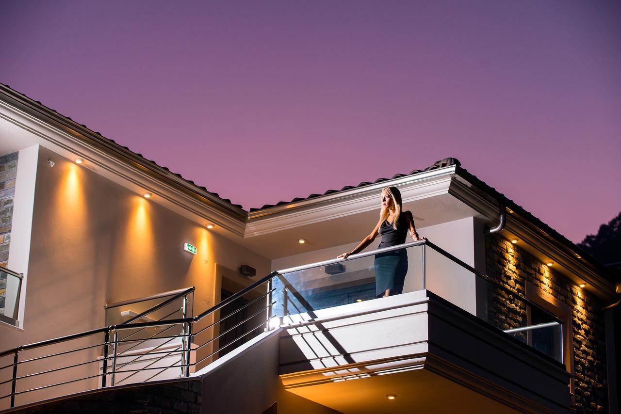 Semiramis Luxury Suites Chrysi Ammoudia Ngoại thất bức ảnh